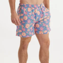 Harbor Lined Trunk - Pushing Daisies